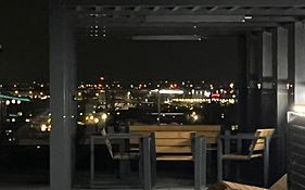 Warsaw Airport Wyscigi - City And Green View Apartment With Underground Garage